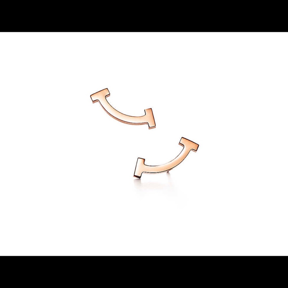 Tiffany T Smile Earrings Brand New!